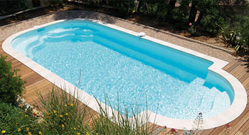 Vente et Installation de Piscine en Coques Polyester