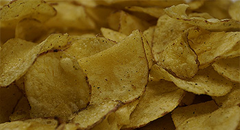 Frisch vor Ort frittierte Bio-Kartoffelchips