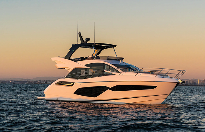 Luxury Motor Yachts