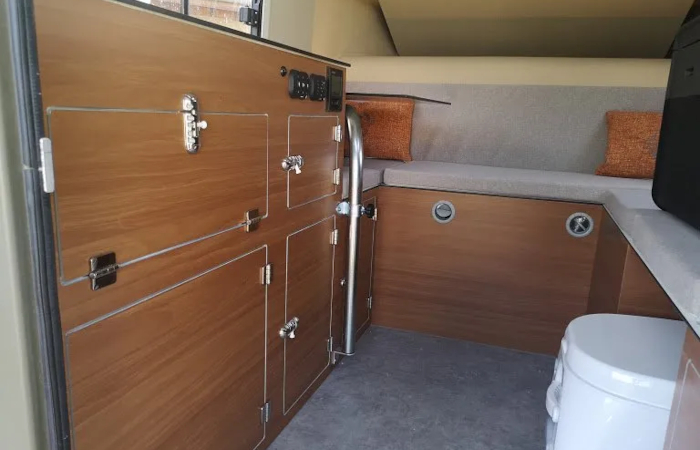 Camper