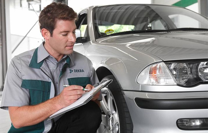 Dekra Automobil